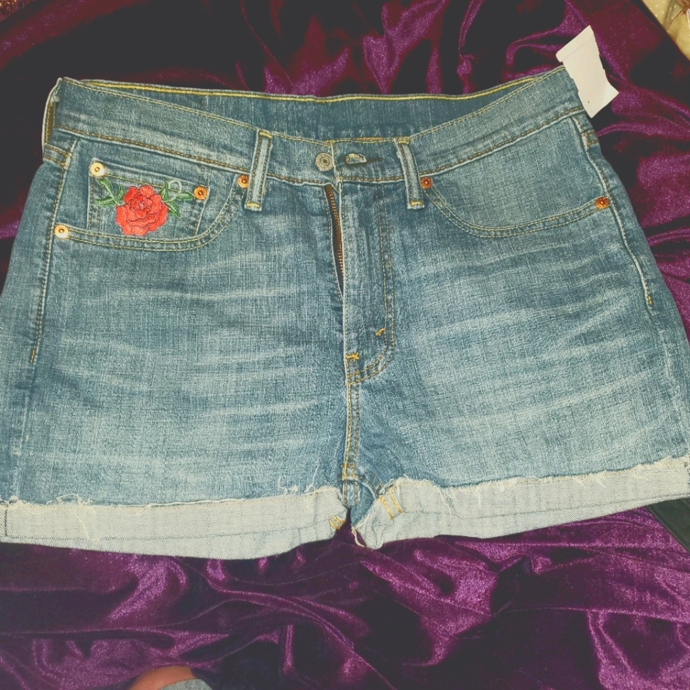 Levi's embroidered shorts